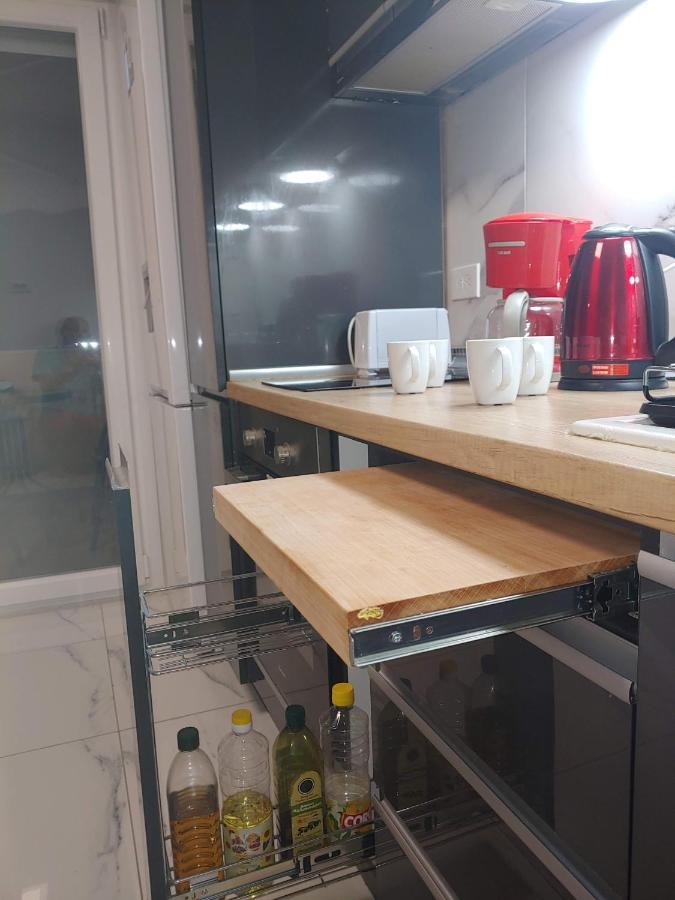 New!90Sqm10Minairport2Bedrooms Szaloniki Kültér fotó